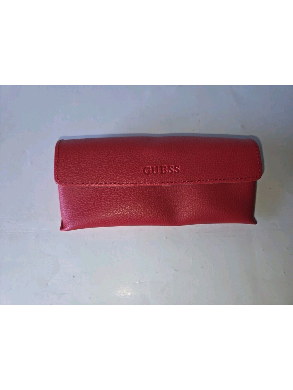 GUESS Red Eyeglass Sunglass Case Soft Case Pebbled Faux Leather SG2